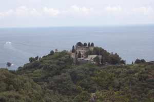 Xtrallusion photo library of independent, self-guided walking and sightseeing holidays in Italy. Pictures, images, photos and photographs taken along the way of this 1-day walking itinerary, to give you a visual impression of the day's walk.